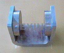 U-shaped permanent magnetic assemblies